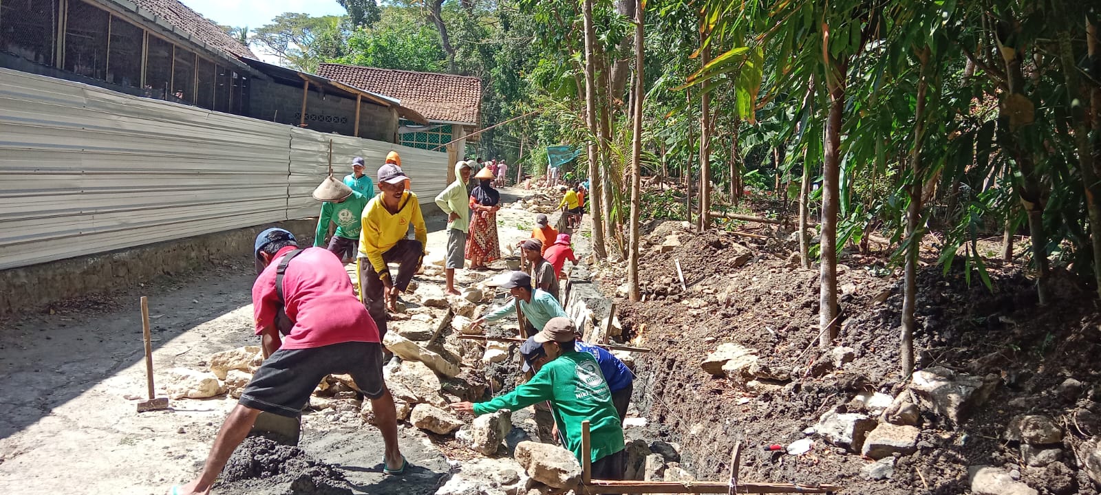 Foto Pembangunan 50%